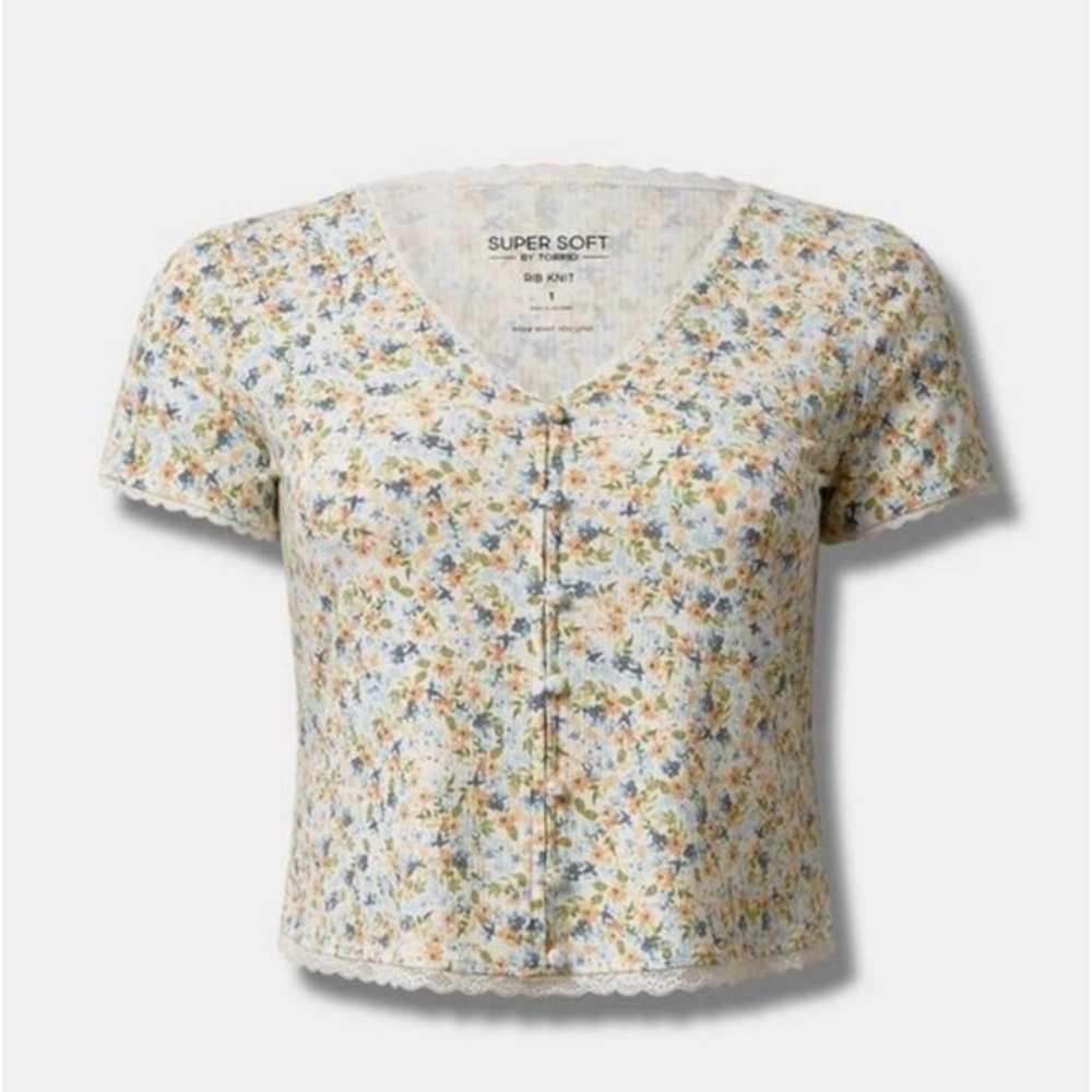 Torrid Fitted Supersoft Rib V-Neck Lace Trim Button Crop Top‎ crop tee shirt